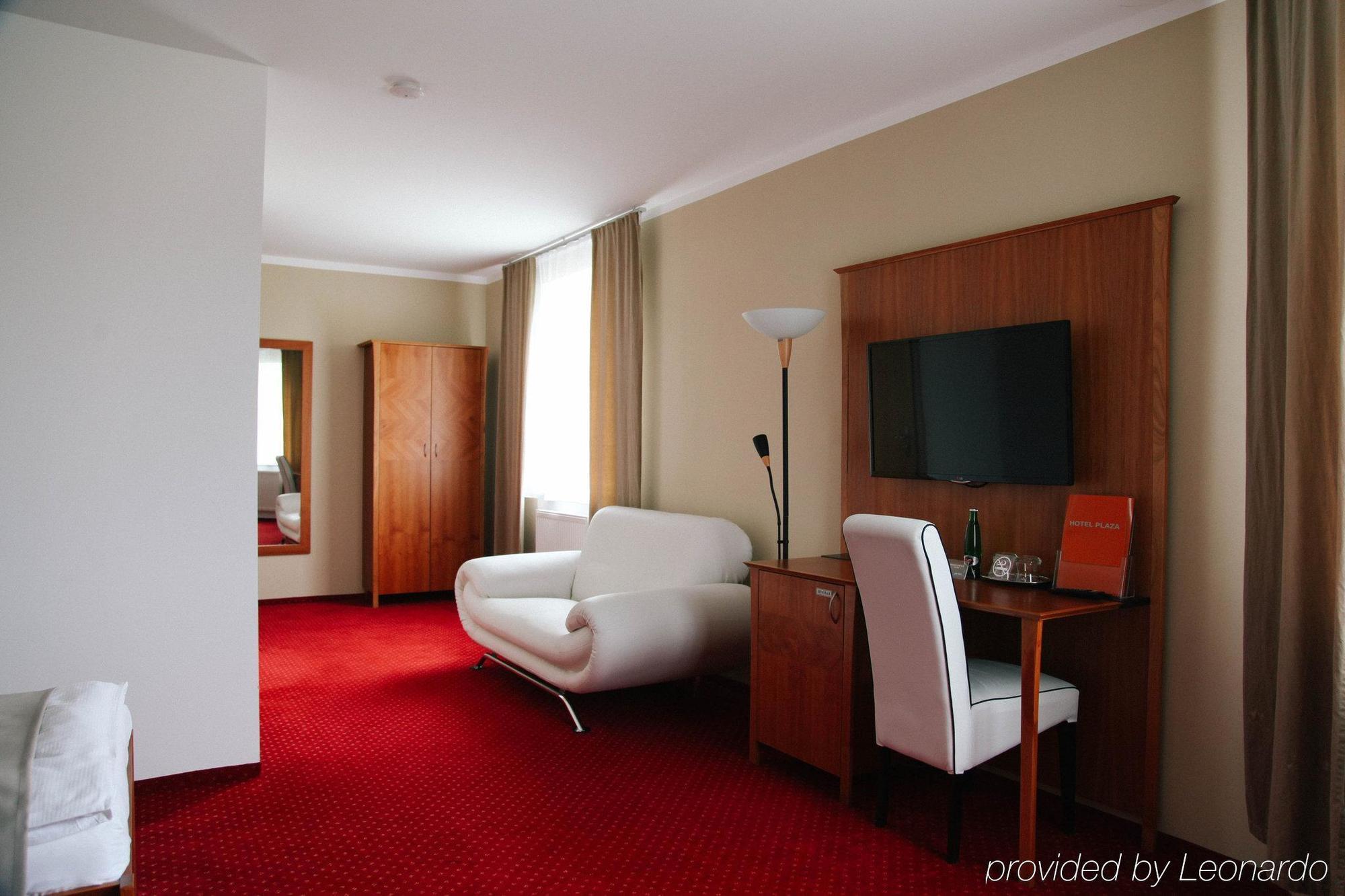 Hotel Plaza Mladá Boleslav エクステリア 写真